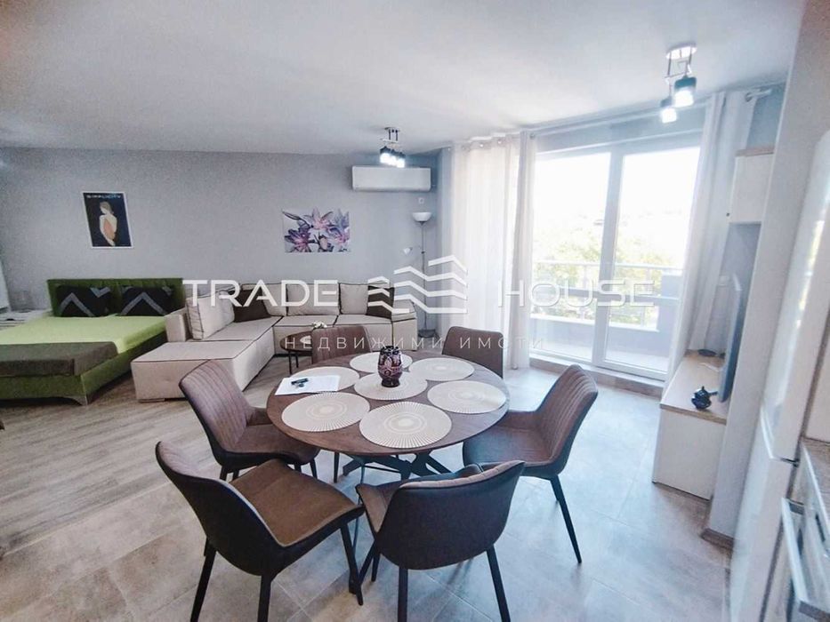 Дава се под наем Едностаен апартамент в Пловдив, Център - 40 кв.м за 400 € - Снимка #3