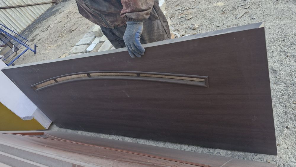 Продам межкомнатные двери