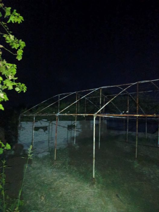 Srochno Issiqxona (parnik) sotiladi (turba)