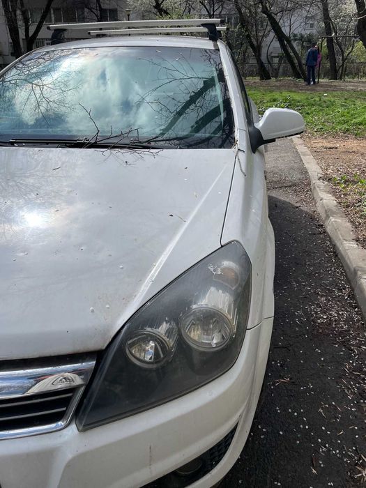 OPEL Astra 2010 — imagine 5