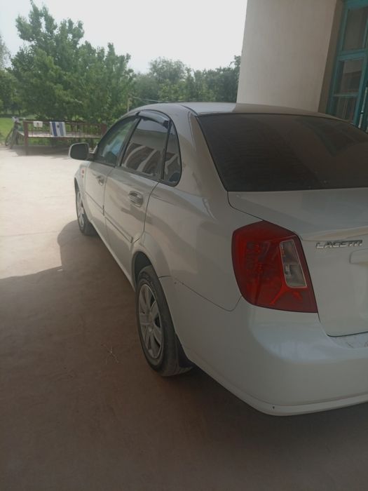 Jentra 2014    15  yaxshi xoltda