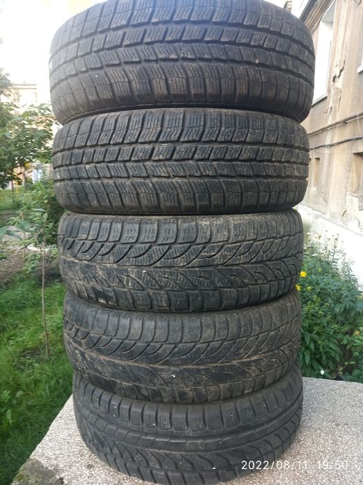 Vand diferite cauciucuri