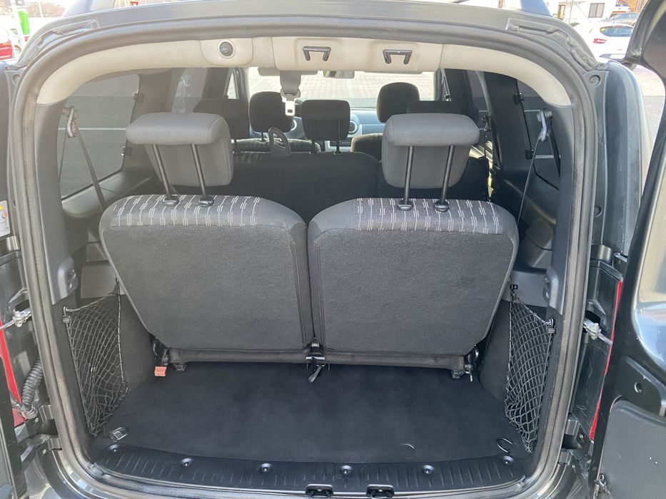 Dacia Logan  mcv 7 locuri diesel Fabr 2012 EURO 5