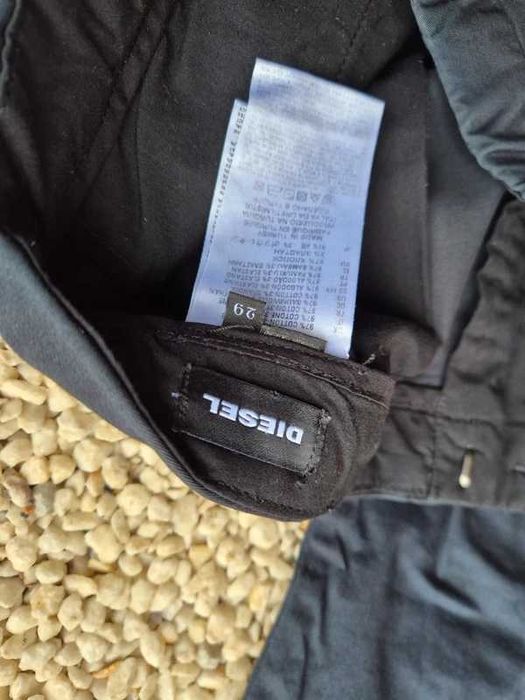 DIESEL pantaloni chinos barbati, W29
