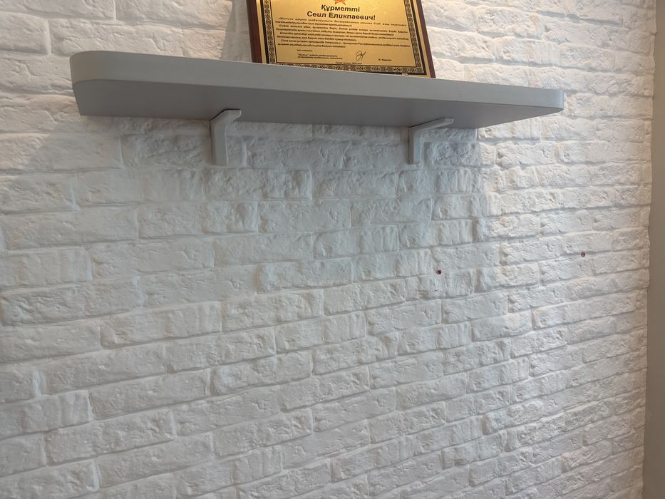 Продам полки для стен