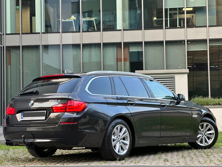 BMW 5 Series 2011 — imagine 2