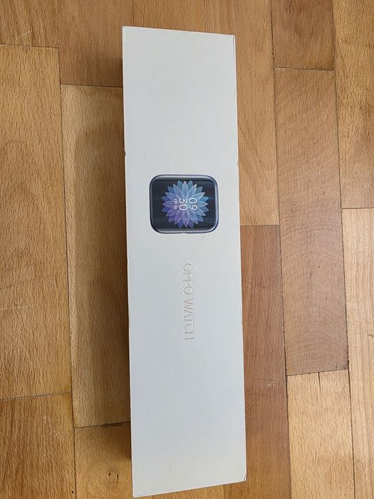 Oppo Watch pentru damă
