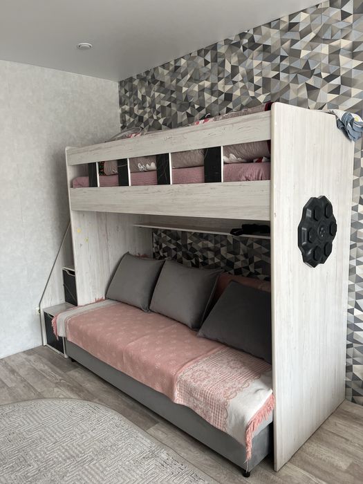 Кровать детская двухьярусная