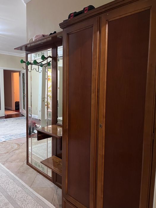 Продажа мебельи чистое дерево