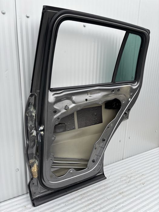 Usa dr spate vw Tiguan 5N Facelift cod de culoare LD7R 2012-2015