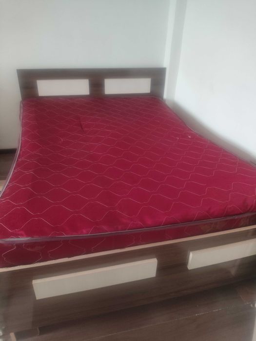Продам двухспальную кровать