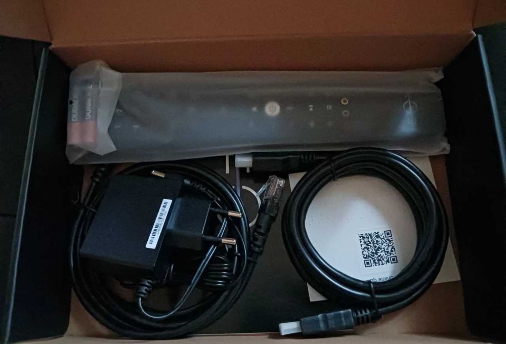 Чисто нов комплект ЕON Box SDSTB02 4К с телевизия