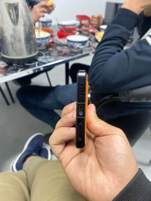 Xiomi 13 ultira Limet ediwn oreng