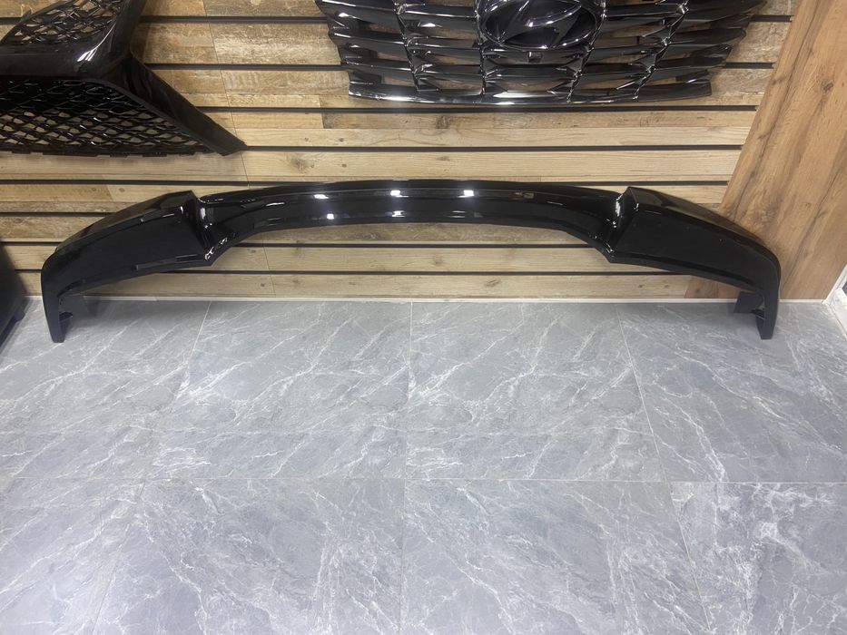 Спойлер бампера Губа Lexus LX570 юбка накладка