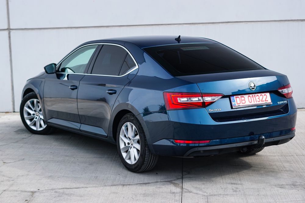 SKODA Superb 2017 — imagine 4