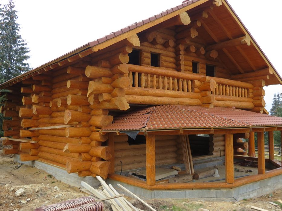 Sablare, tratare și vopsire profesională lemn, piatră, cărămidă