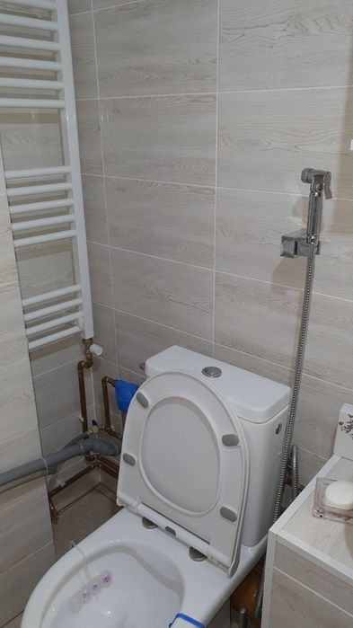 Meseriași ,instalator sanitar execut diverse lucrari