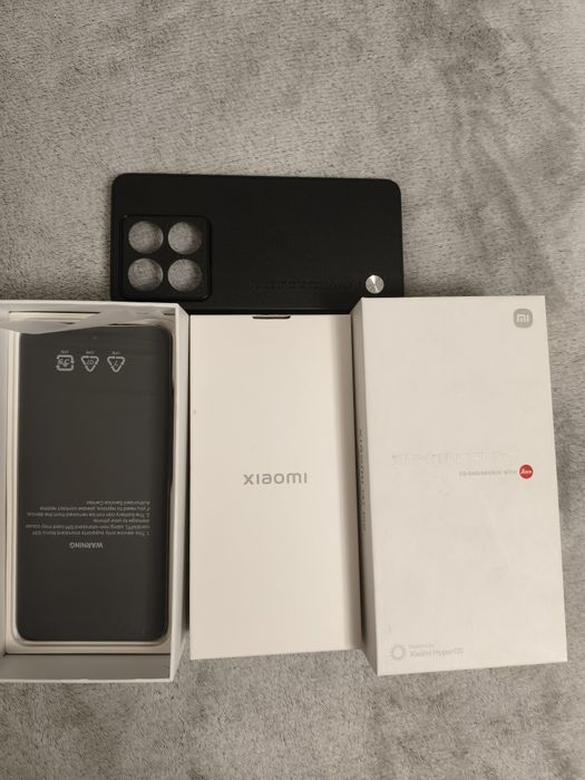 Vând telefon mobil Xiaomi 14T Pro ,la cutie,că nou!