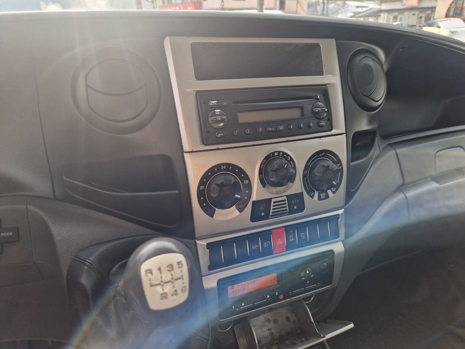 Iveco Dayli/7 locuri/klima/2013