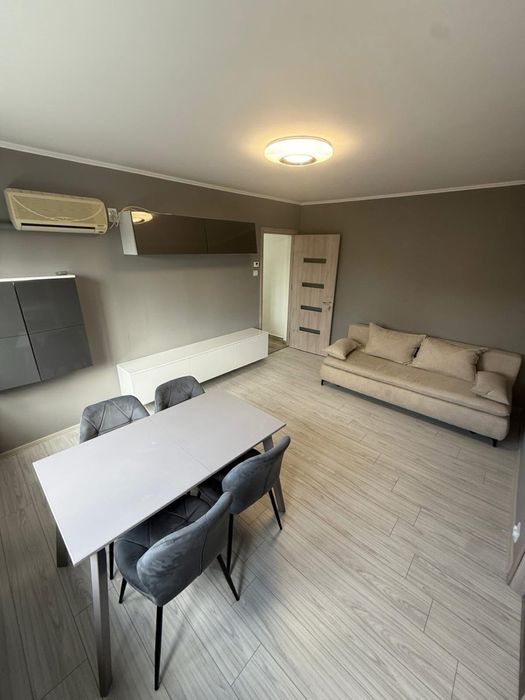 Ofer spre închiriere Apartament 3 Camere zona Spitalului Nou