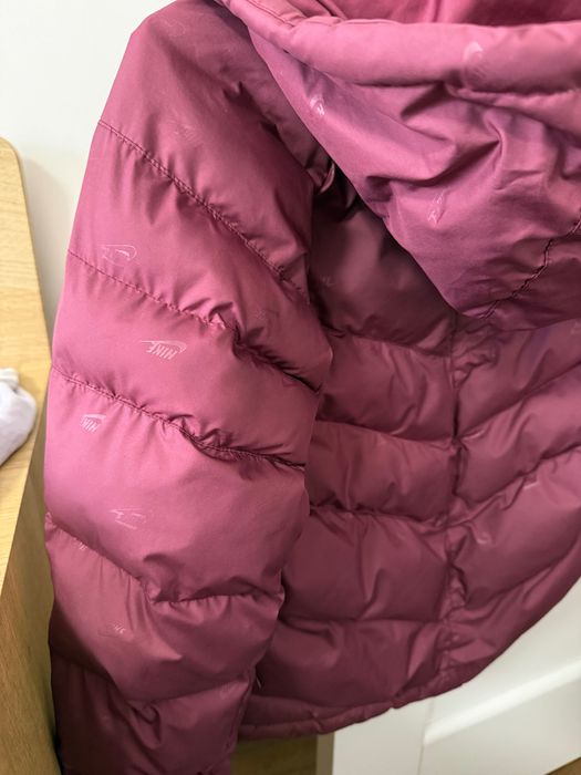 Зимно яке Nike без забележки