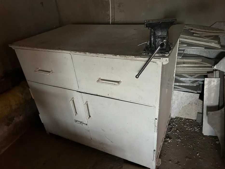 Верстак металлический