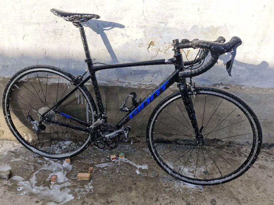 Продам Giant contend 3