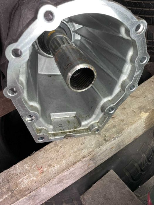 Продавам Раздатка OBU341011Q Porsche Cayenne 3.0D 92A/EG22/2012