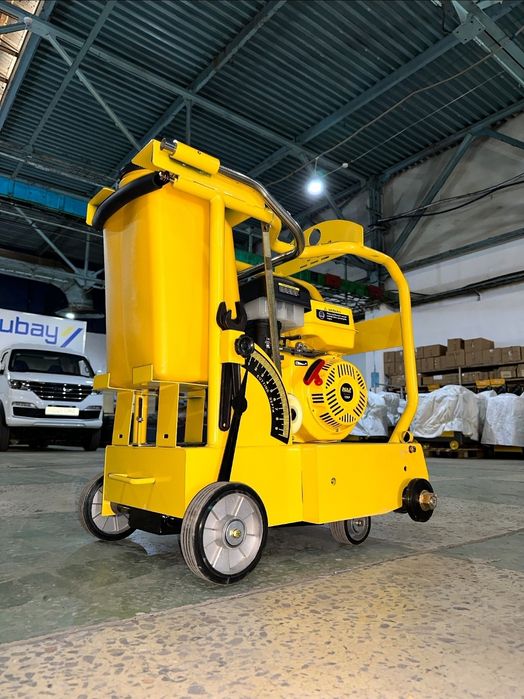 Asfaltarez. betonarez. benzinoviy ROLF