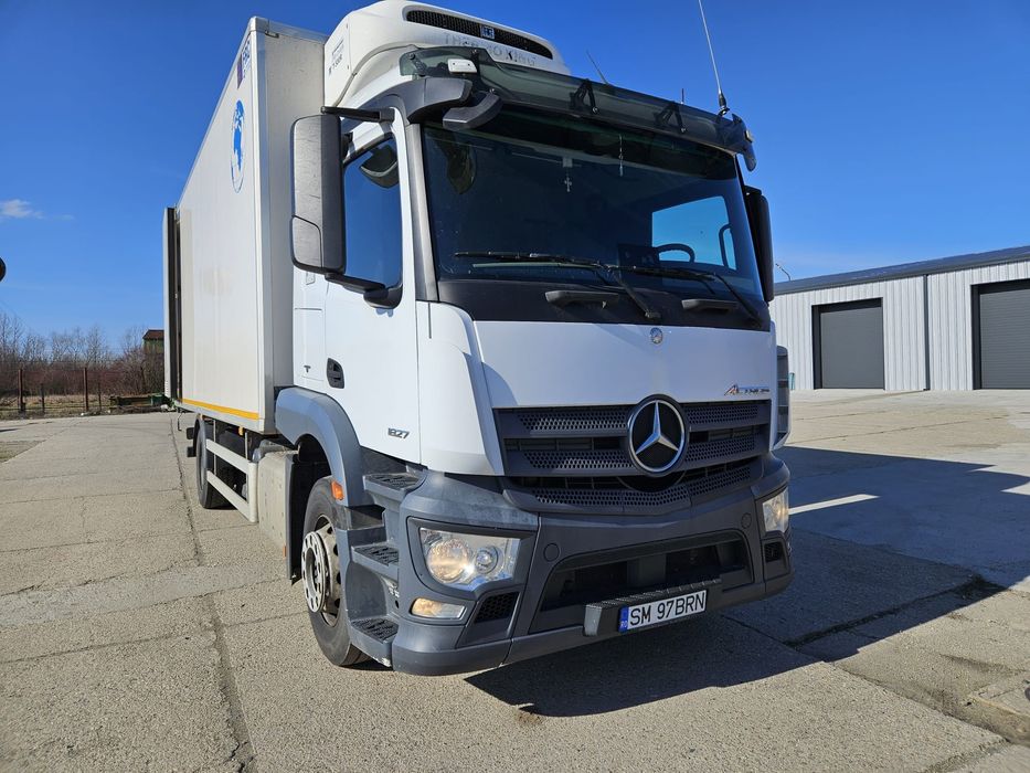 Mercedes Benz Actros 1827