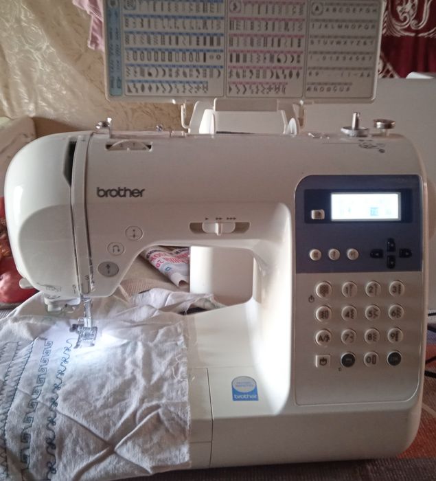 Швейная машинка Brother