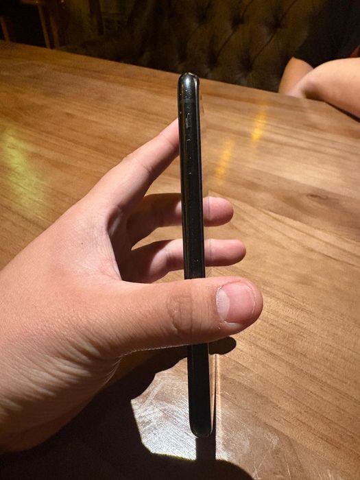 Продам айфон XR 128gb