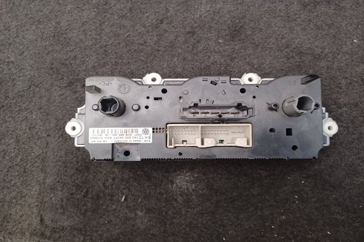 Comanda AC 1K0820047FT 5HB009352 1K0820047FT 5HB009352 Volkswagen VW