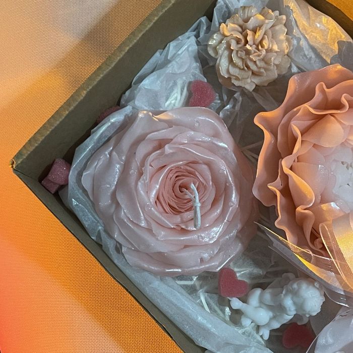 Аромасвечи в форме цветов