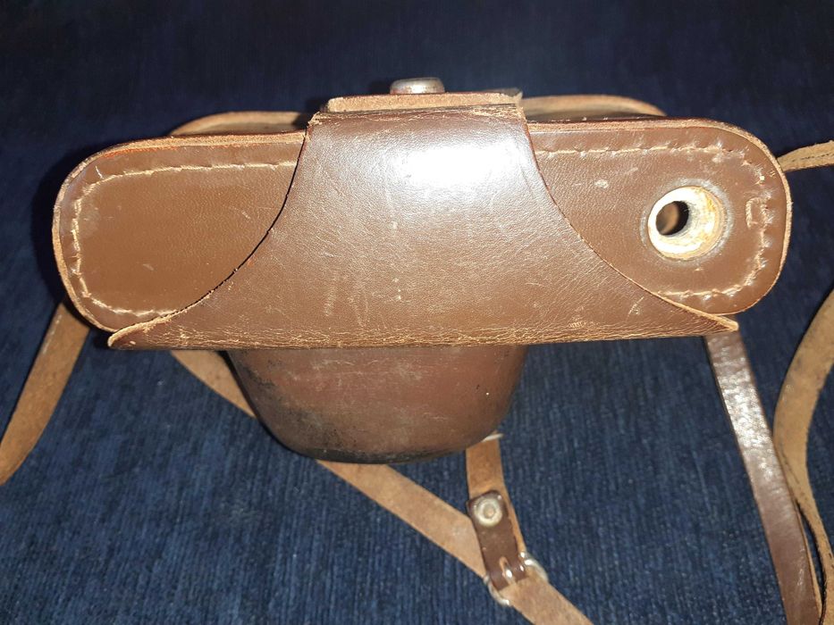 Кафяв калъф от естествена кожа за фотоапарат с презрамка Zenith Зенит