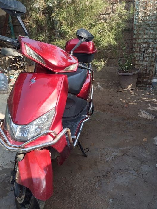 Продается электро скутер без аккумуляторов