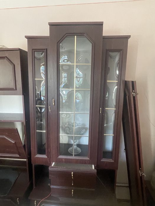 Шкаф сатылады.