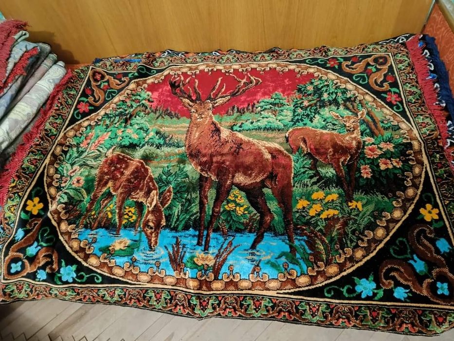 Carpete persane nefolosite