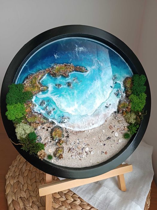 Ръчно изработено пано с естествени материали и епоксидна смола