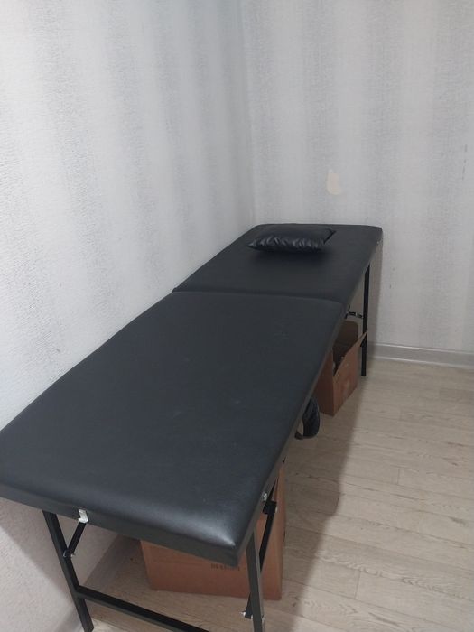 Кушетка для салона