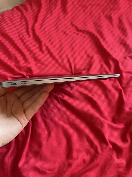 Macbook air 2018 8/128