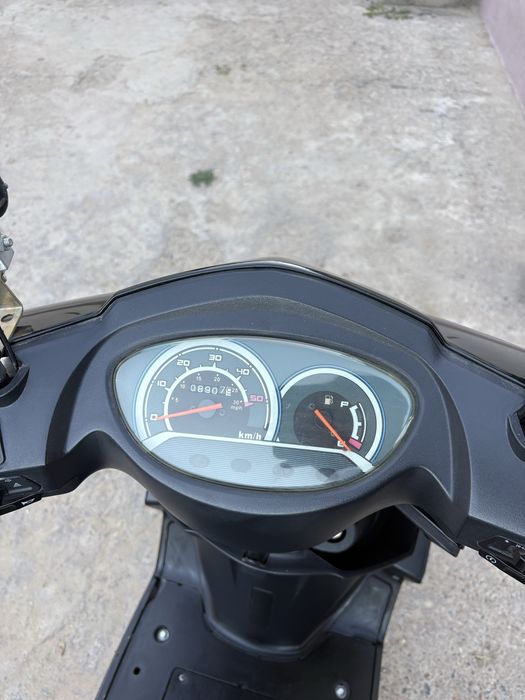 Мопед benali M12