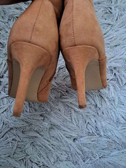 Botine bej mărime 38