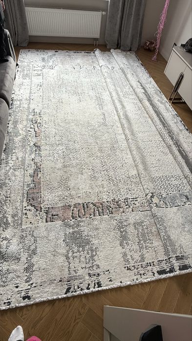 Турецкий ковер с красивом принтом