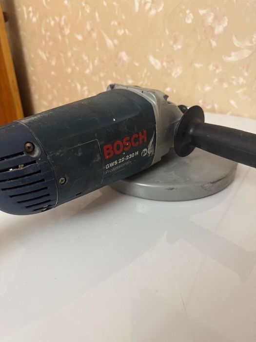 Болгарка марки Bosch 22-230 Н