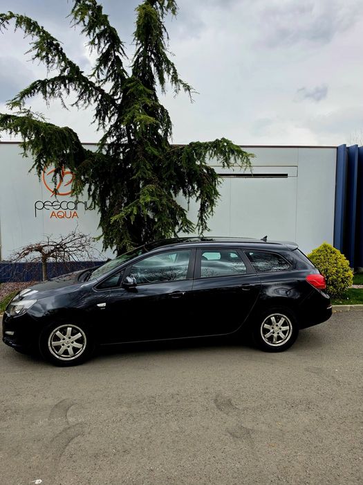 OpeL Astra J An 2014 - Euro 5 - Proprietar - Accept orice Test !!