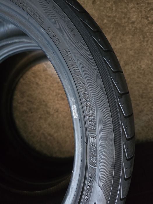 Yokohama 245/40 R19 98Y vară