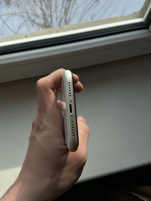 iPhone 11 с коробкой