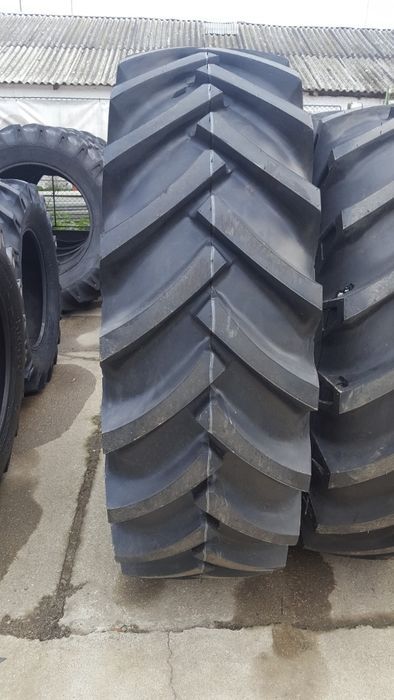 Cauciucuri noi radiale 20.8-38 cu 16PR trimitem si pe curier in R YWYZ