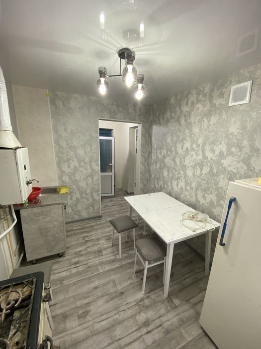 Ижарага 1 хонали квартира берилади